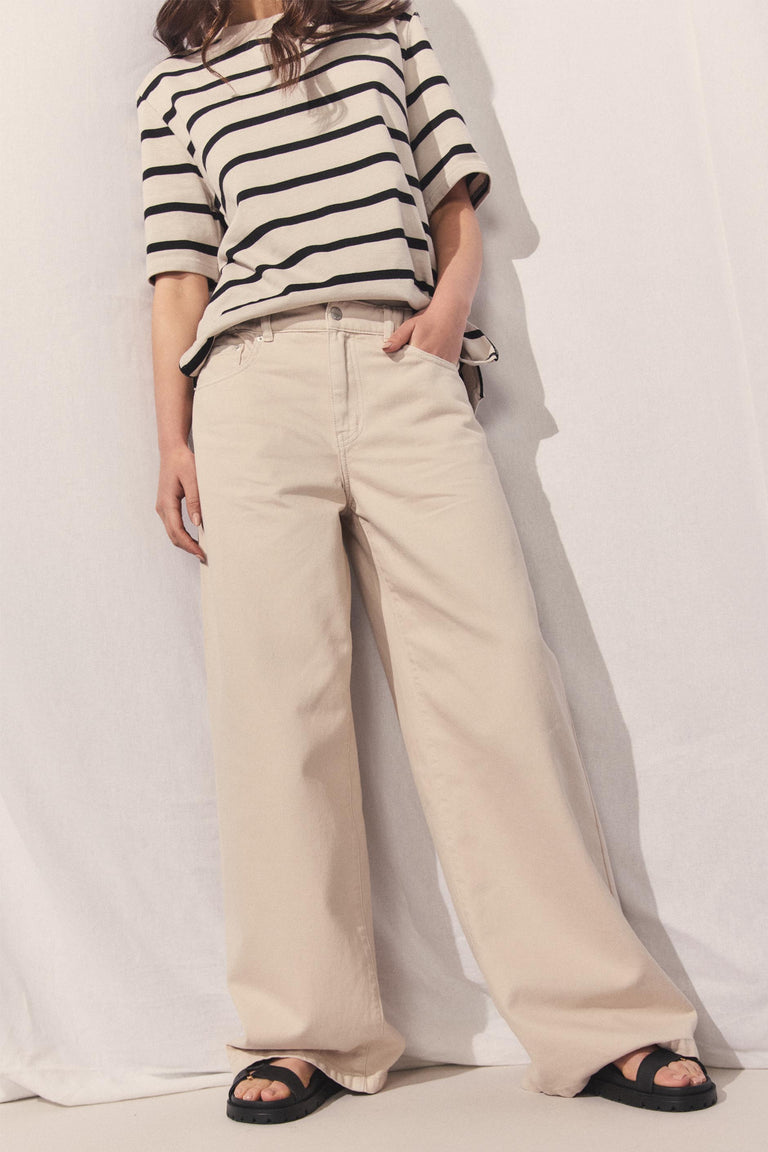 D-Luxe Wide Leg Jean
