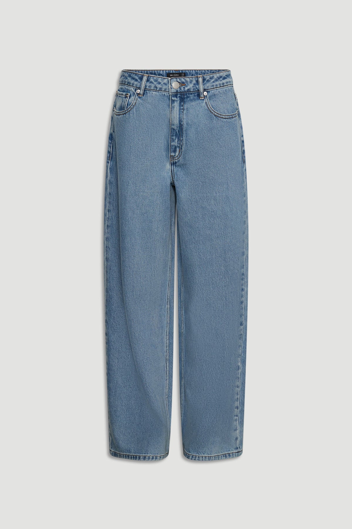 High rise wide leg blue jeans with classic five pocket styling and button zip fly 恒一