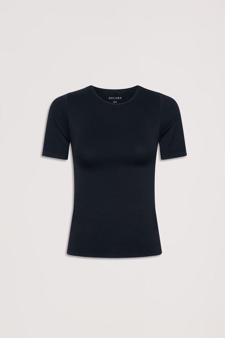 Seamless Fitted Tee in black, short sleeve, crew neckline, fitted silhouette, portrait gallery shot 4, size true to fit
