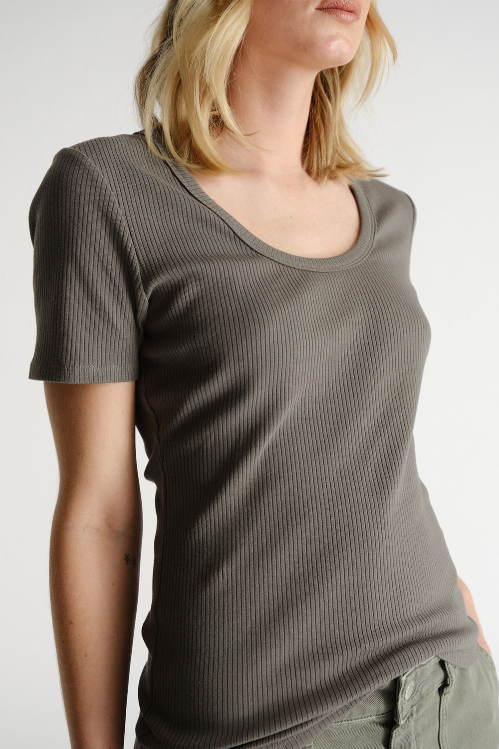 D-Luxe Short Sleeve Rib Tee