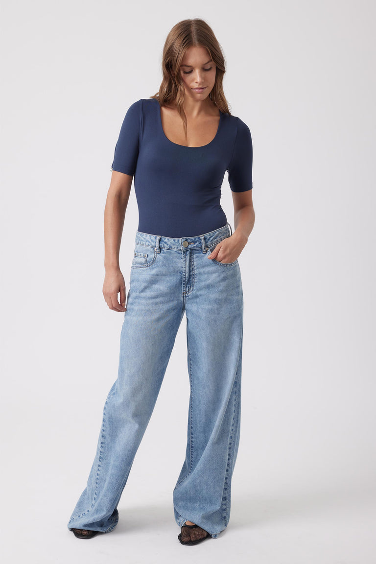 Seamless Short Sleeve Bodysuit