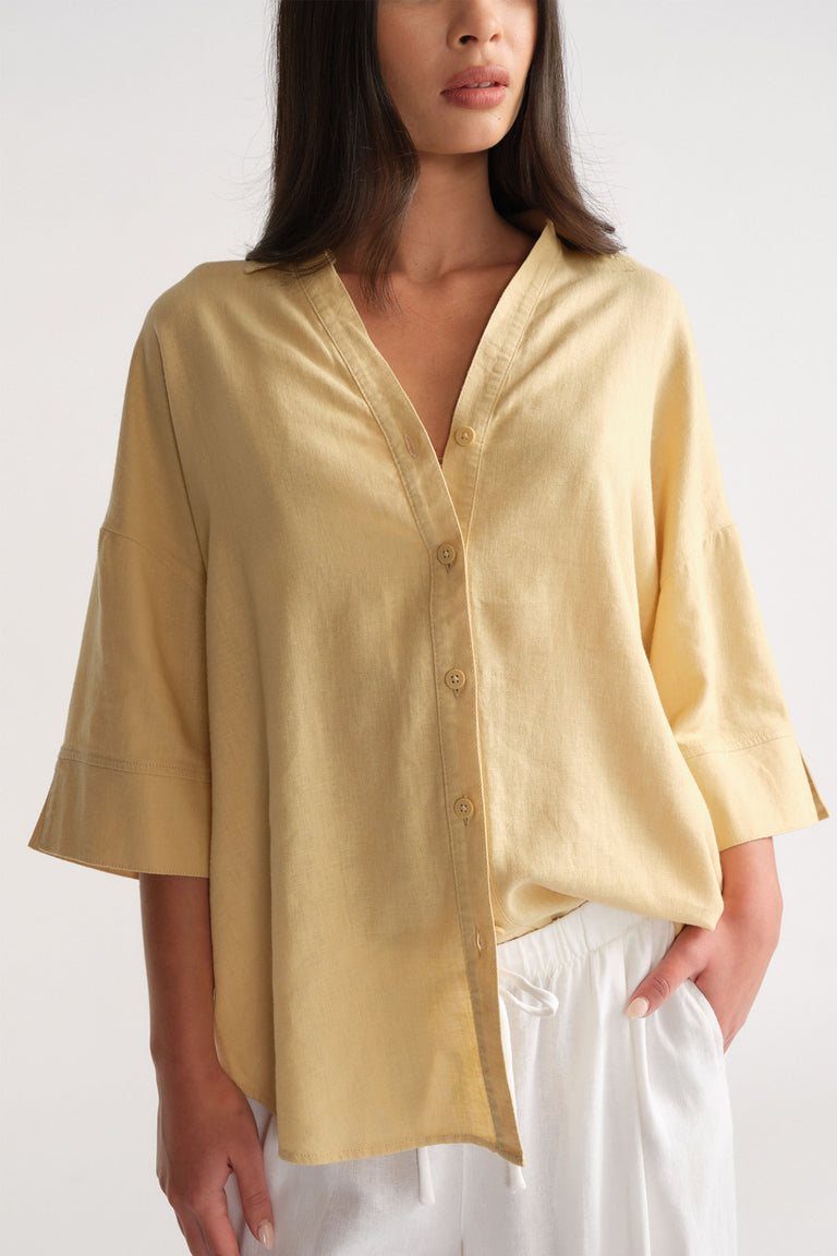 D-Luxe Linen Blend 3/4 Shirt in soft yellow with breathable linen fabric, shown in gallery position 2, portrait orientation