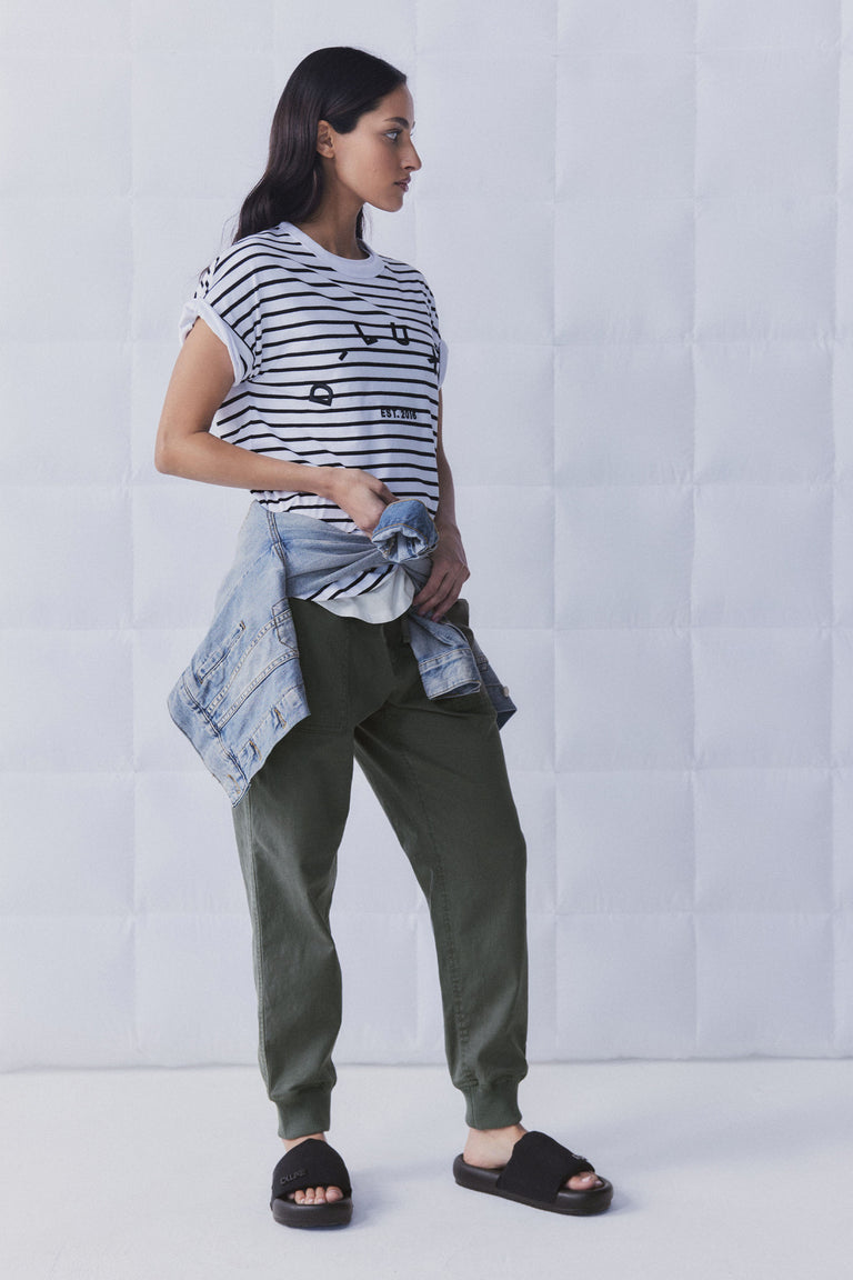 D-Luxe High Low Tee