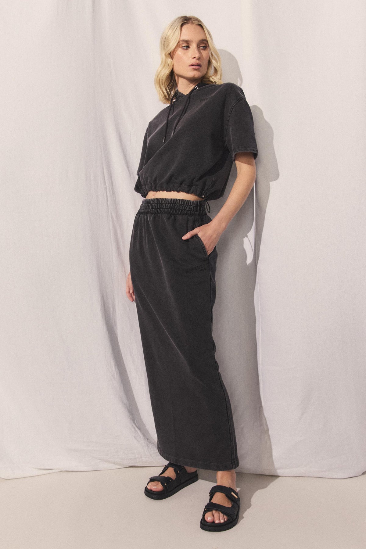 D-Luxe Cropped Hoodie