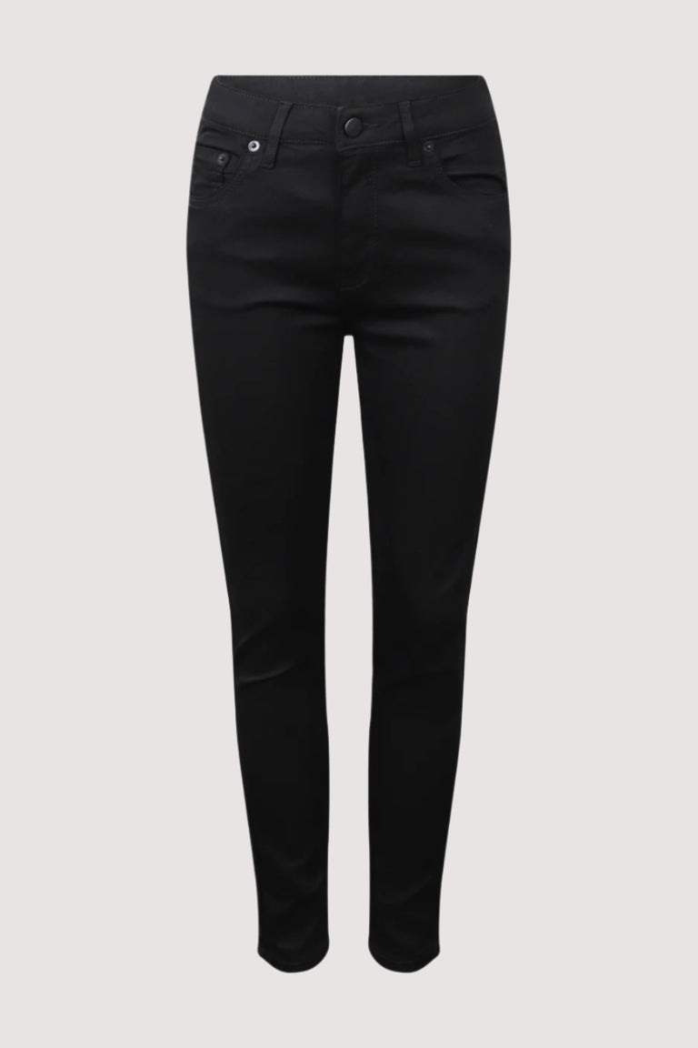 Claire Five Pocket Skinny Jean in black, mid-rise ankle length, gallery position 5, portrait, 940x1410 pixels.