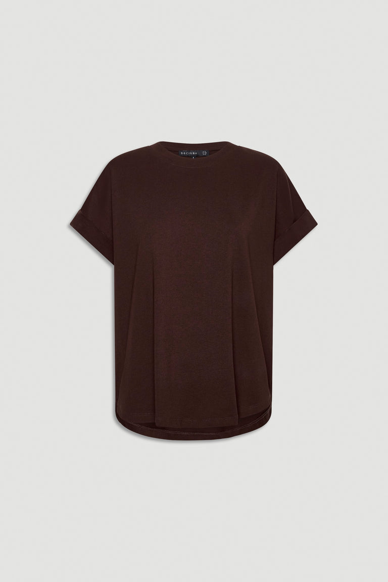 Relaxed fit crew neck tee in a rich teak brown with rolled short sleeves for everyday versatile style.