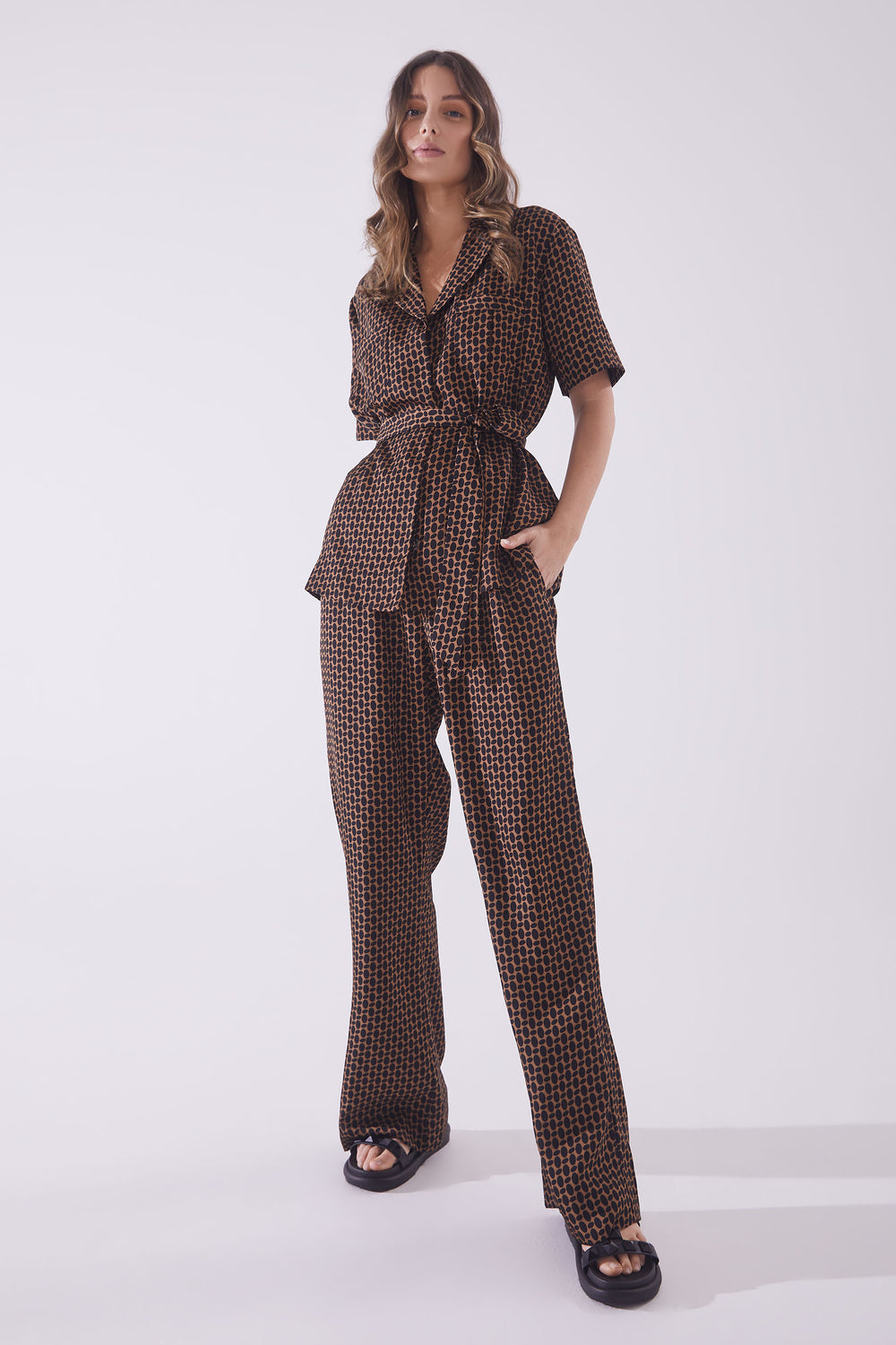 Suzie Relaxed Pant