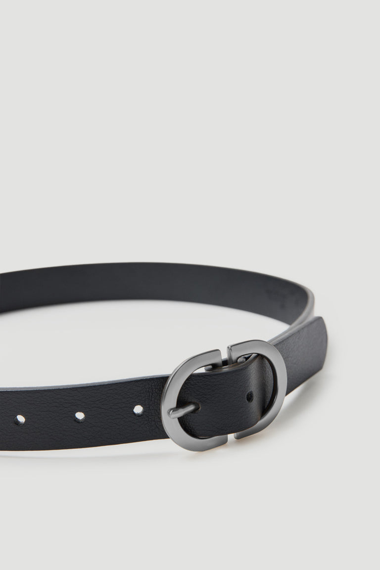 D Buckle Belt in black polyurethane with a sleek rounded buckle, designed by Decjuba Australian fashion brand.