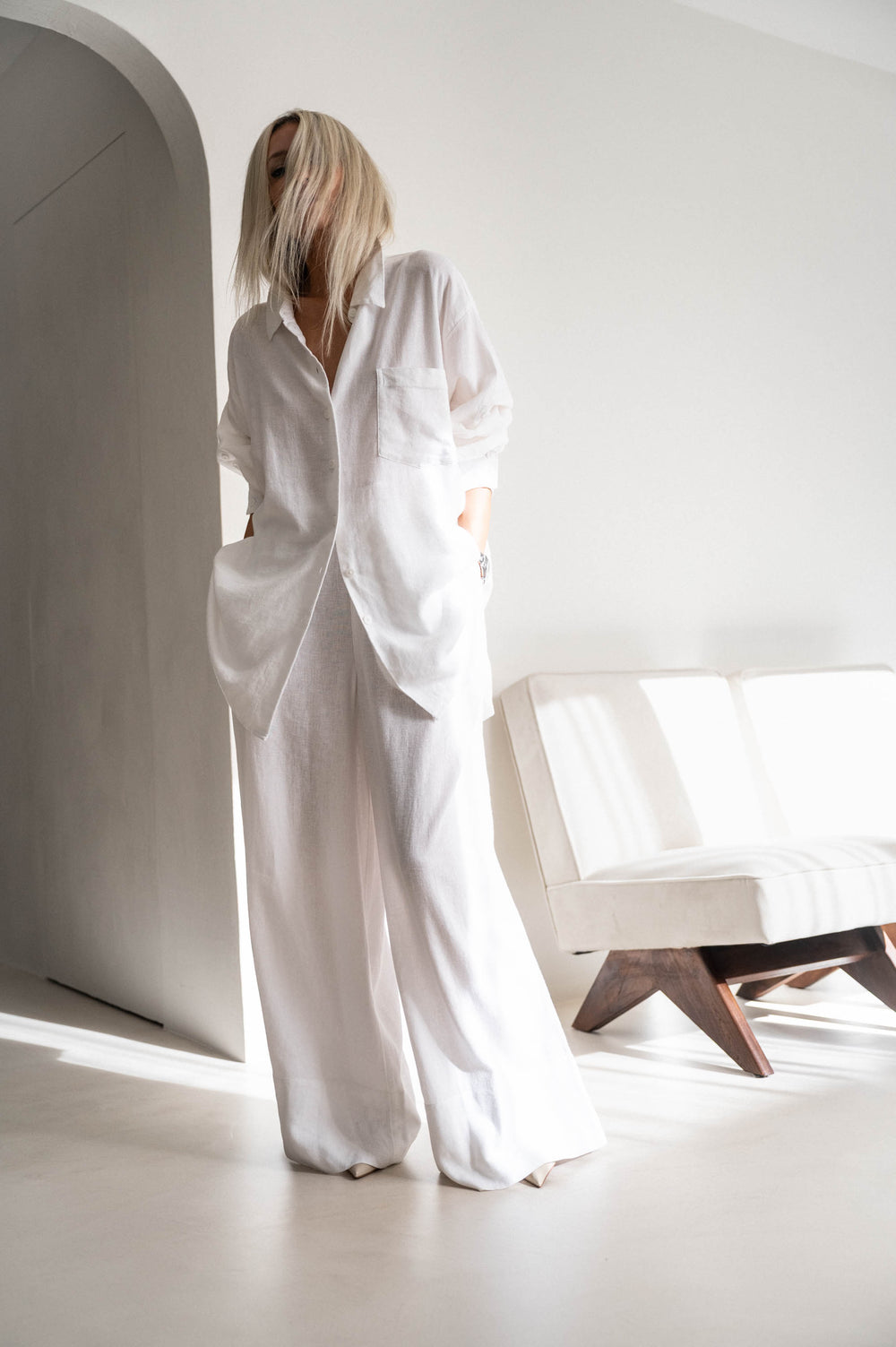 D-Luxe Linen Blend LS Shirt in gallery position 5, shown in airy white linen blend with relaxed, breathable fit