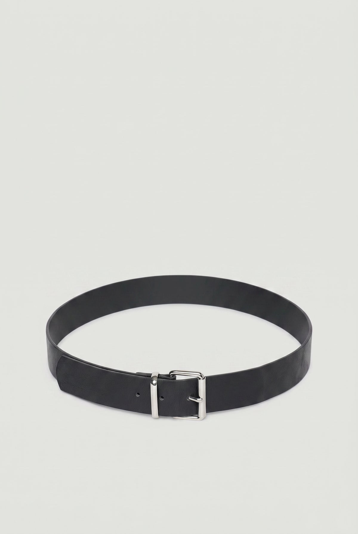 Black belt with a sleek square silver buckle, designed for a polished and versatile everyday accessory.