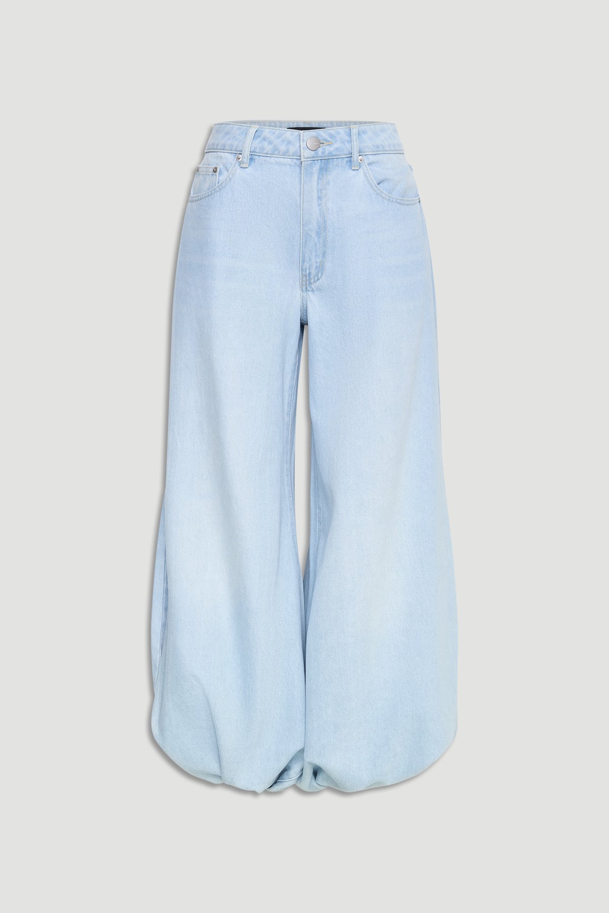 Light wash high-rise jeans with a balloon leg silhouette, featuring classic five-pocket styling for a relaxed yet stylish fit