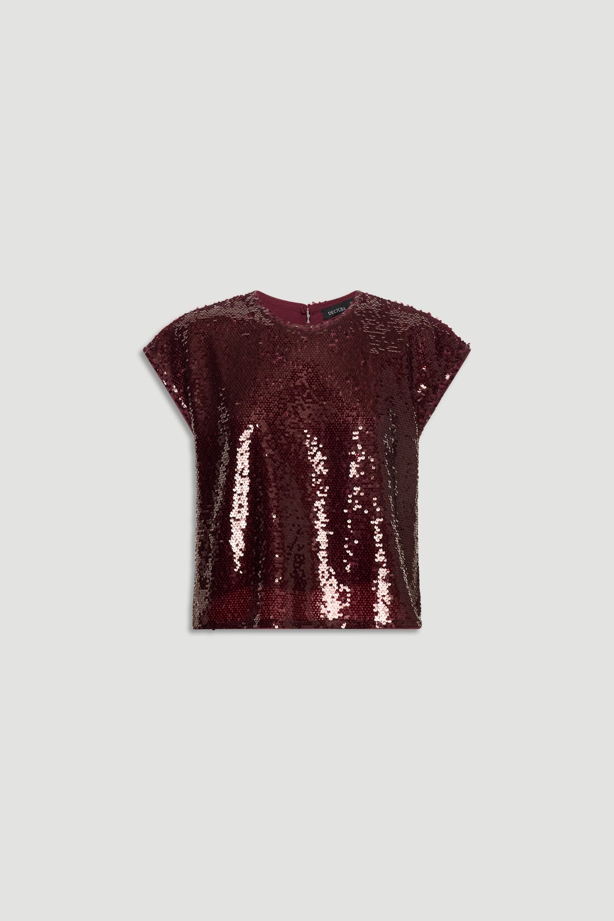 Sleeveless plum sequin top with a relaxed fit and subtle shimmer, perfect for effortless evening style.