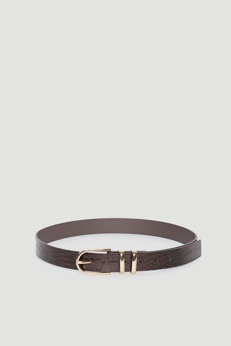 Chocolate brown croc-textured belt with gold hardware and a regular buckle closure