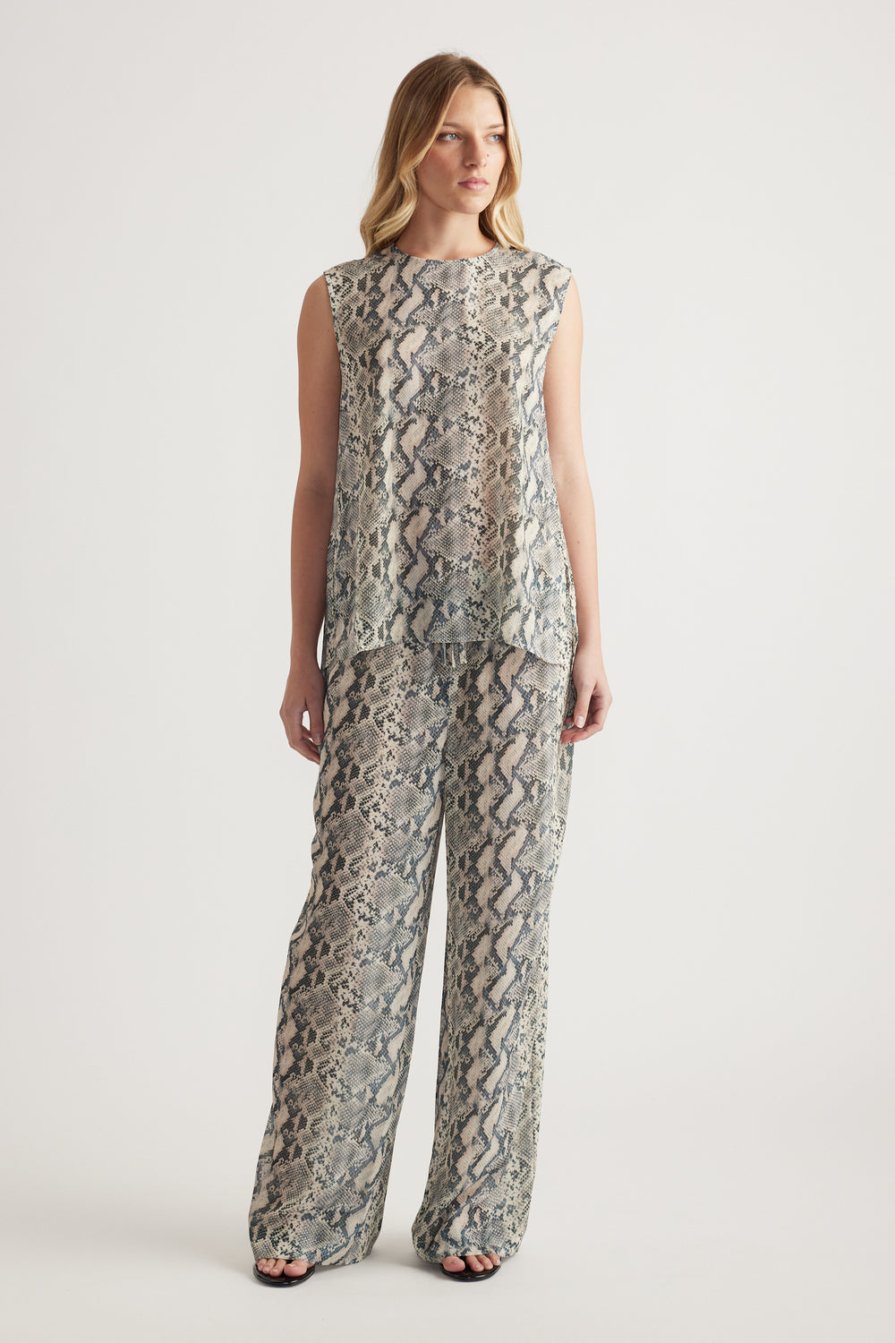 Clare Yoryu Pant