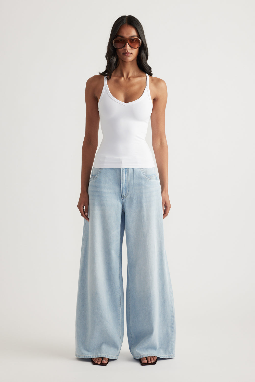 Issy Sculpt Tank