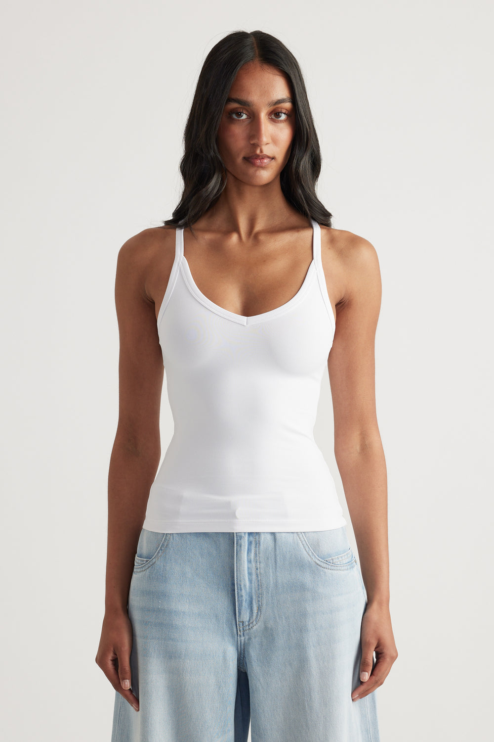 Issy Sculpt Tank