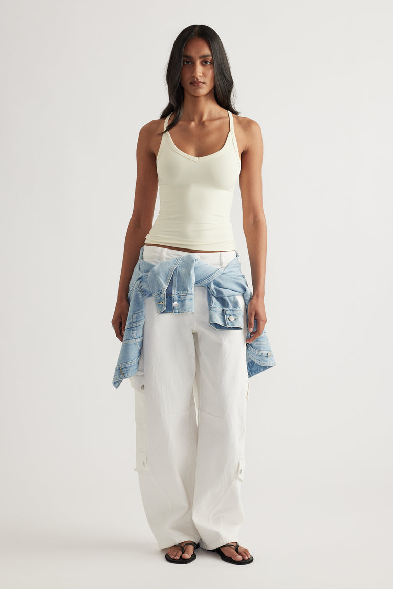 Issy Sculpt Tank