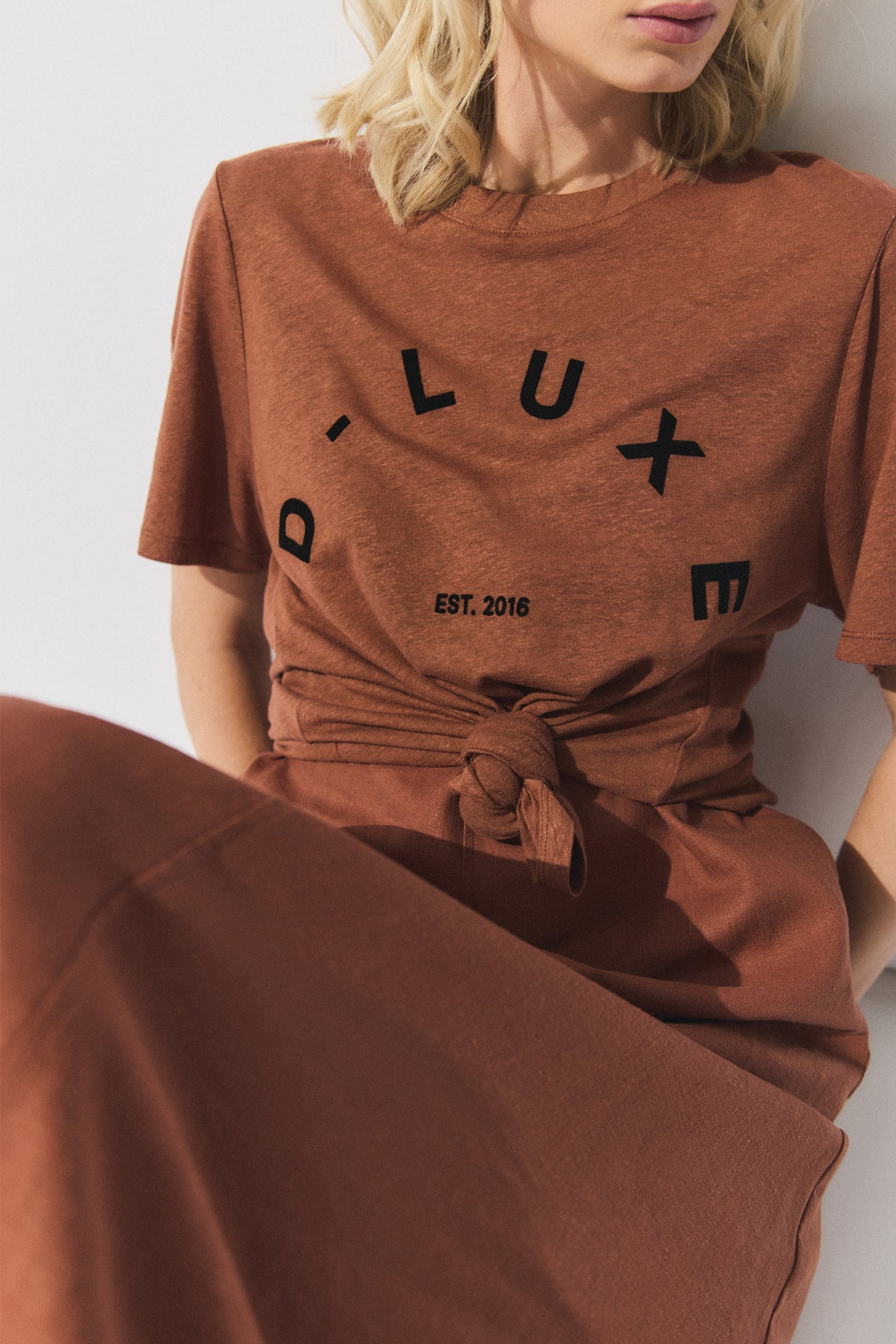 D-Luxe Linen Blend Logo Tee