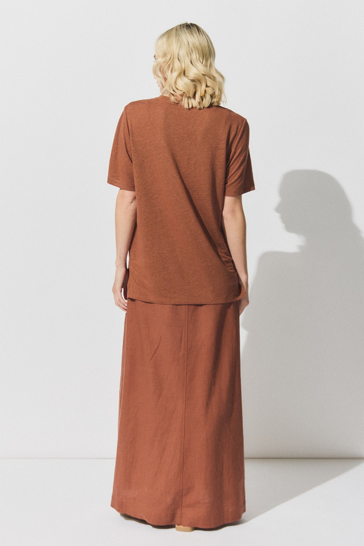 D-Luxe Linen Blend Logo Tee