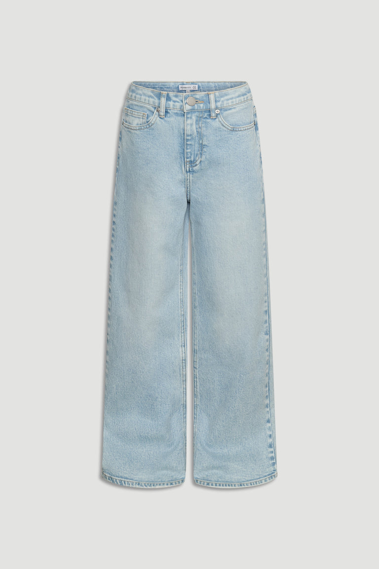 Girls Hailey Wide Leg Jean in light denim, relaxed fit, ankle length, gallery position 4, portrait view.