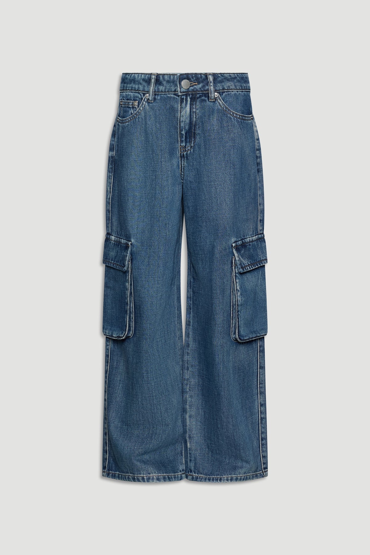 Girls’ mid-blue denim cargo pants with side flap pockets and wide-leg silhouette for casual, versatile wear.